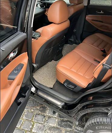 şevralit avtomobil: Kia Sorento: 2.2 l | 2015 il Krossover — 7