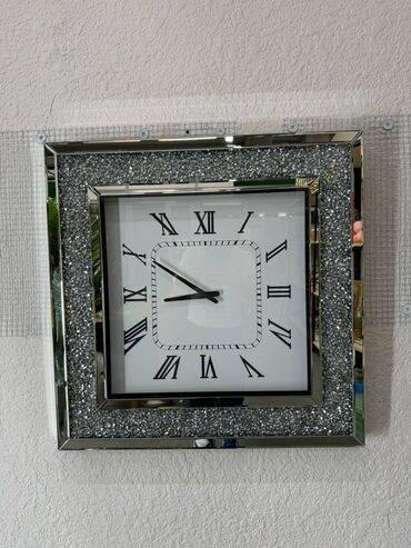 часы телефоны: Декоративные часы с зеркальным корпусом Искусственные горные хрустали