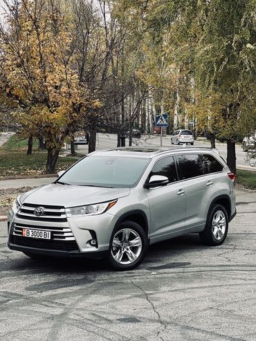 Toyota: Toyota Highlander: 2019 г., 3.5 л, Типтроник, Бензин, Кроссовер