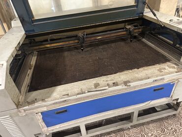 Digər ticarət printerləri və skanerləri: Lazer kesim aparatı CNC 150w 140x100cm
