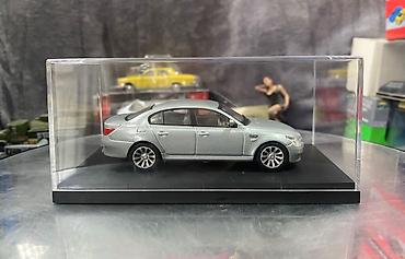 фонари: BMW, 2003 год, 1:43, Железо, Платная доставка — 3