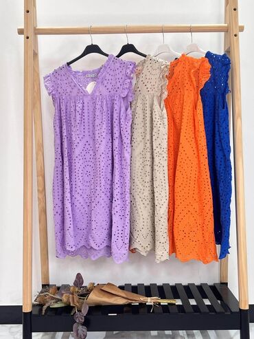 Haljine: 2900 na lalafo.rs — 12 Haljine: 2900 — 12