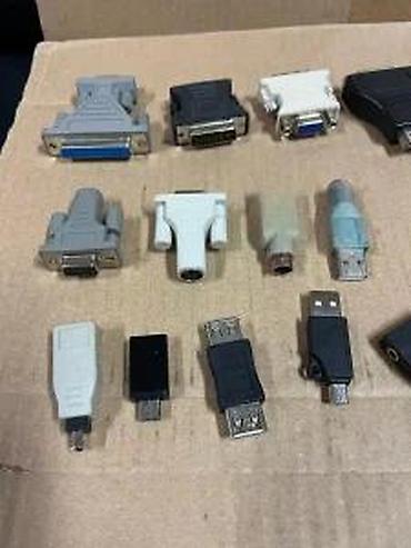 Druga oprema za računare i laptopove: Veliki lot raznovrsnih adaptera i konektora za audio, video i — 8