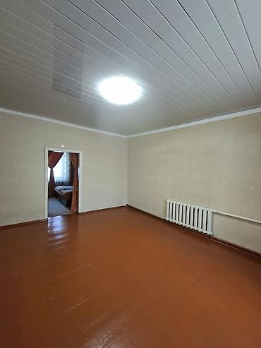 Продажа коттеджей и домов: Продается!!! Дом в г. Бишкек( бывшее с. Маевка), из жженного — 19