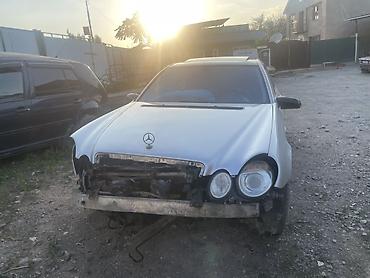 eafc 25: Mercedes-Benz E-Class: 2005 г., 3.5 л, Автомат, Бензин, Седан — 5