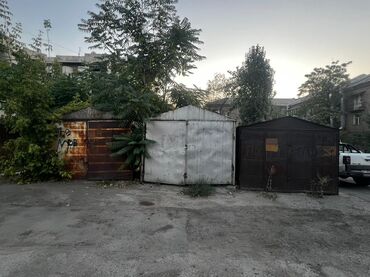 аренда боксов: 12 м², Металлический