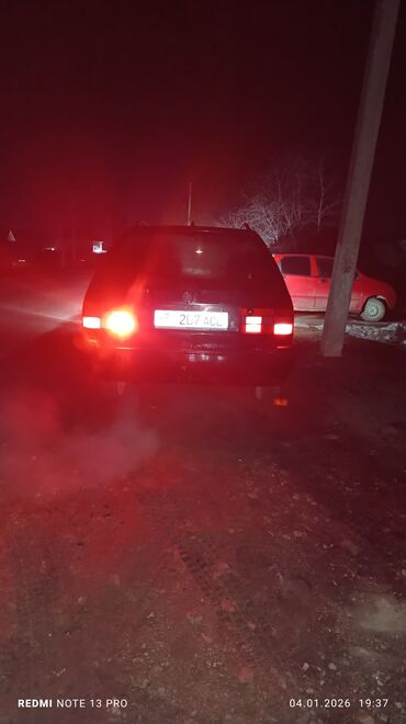 Volkswagen: Volkswagen Passat: 1994 г., 1.8 л, Механика — 8