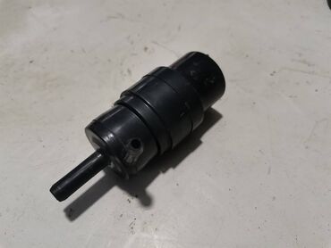 Auto delovi: Pumpica boce vozackog stakla Lada 21213,21214 Niva, Lada 2107 Riva — 4