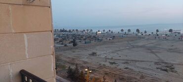 Uzunmüddətli kirayə mənzillər: 8 noyabr prospektində ag şəhər bulvarina yaxin 7 mertebeli binanın — 3