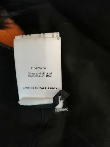 Jiletlər: Qara rəngli xəz jilet - Model: qolsuz, ön hissədə tam uzunluqda metal — 9