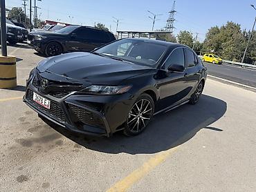 lexus windom: Toyota Camry: 2022 г., 2.5 л, Автомат, Бензин, Седан — 2
