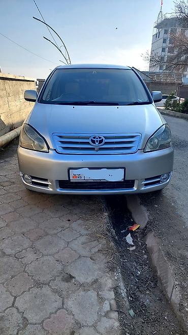 Toyota: Toyota Ipsum: 2001 г., 2.4 л, Автомат, Бензин, Минивэн — 1