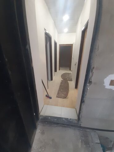 koroğlu kirayə ev: Yeni Ramana 3 otaqlı, 64 kv. m, Orta təmir