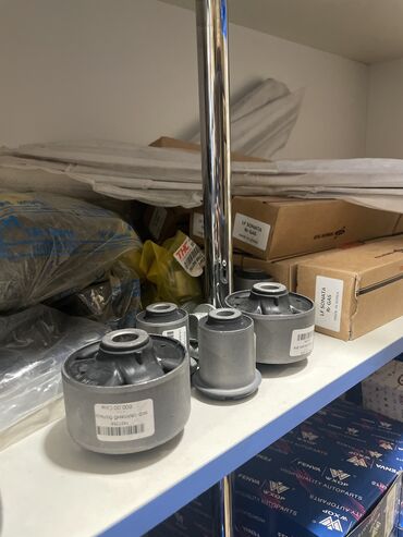 Бамперы и комплектующие: Kia — 16