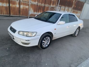 Toyota: Toyota Camry: 2000 г., 2.2 л, Автомат, Бензин, Седан