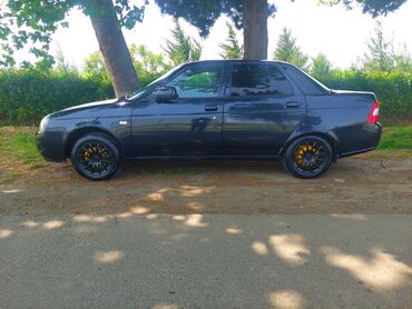 VAZ (LADA): LADA Priora sedan – qara rəng, 4 qapı, ön ötürücülü.ili 2008 ci il — 3