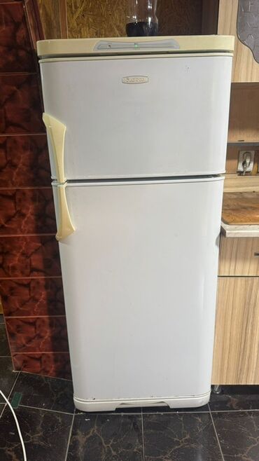 холодильники со склада: Холодильник Beko, Двухкамерный