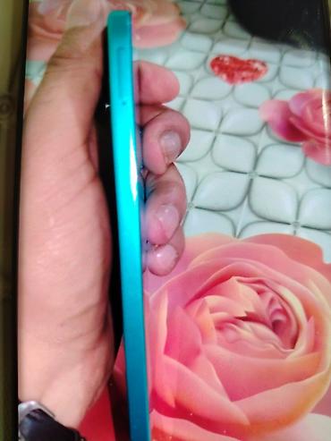 redmi 3 s: Məhsul: Mavi rəngli smartfon Xüsusiyyətlər və dizayn: - Kənarları — 4