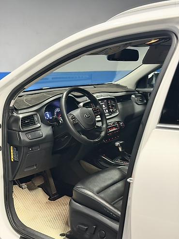 продаю тико: Kia Sorento: 2018 г., 2 л, Автомат, Дизель, Кроссовер — 6