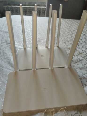 tl manat çevirmək: Router mi 4c. Mi 3c. Və tp-link modelləri qiymət fərqlidi 8 manatdan