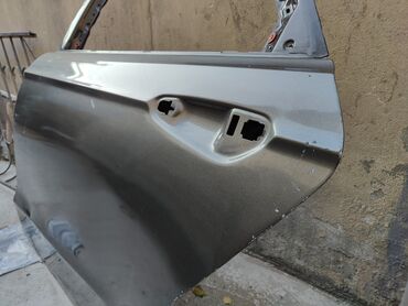 Avtomobil qapıları: Ford Fusion avtomobili üçün arxa sol qapı satılır, bütün cızıqlar və — 14