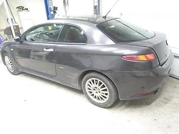 kvake: Alfa Romeo GT vrata kod boje 639. Alfa Romeo GT vrata kod boje — 2