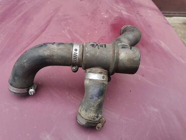 Auto delovi: Termostat sa crevima Lada 21213,21214 Niva br.2. Polovno, očuvano — 10