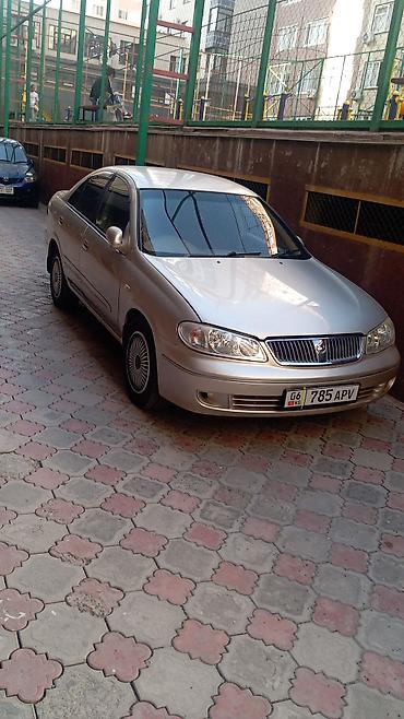 мицубиси спец стар: Nissan Bluebird: 2004 г., Автомат, Бензин, Седан — 8