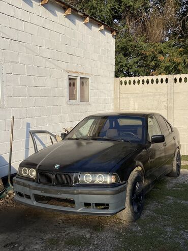 BMW: BMW 3 series: 1992 г., 2.5 л, Механика, Бензин, Седан