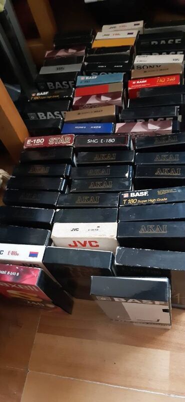 Kasete, CD i DVD: Vhs kasete komad 200din — 4