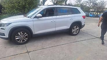 gume r15: KODIAQ PRDNJA VRATA ZA ŠKODA KODIAQ OD 2017. DO 2023. GOD — 1