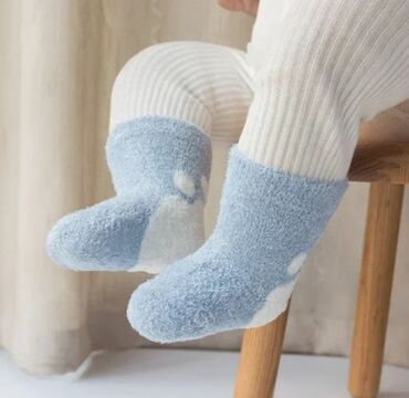 Čarape: Tople vunene carape za bebe od 0-12 meseci