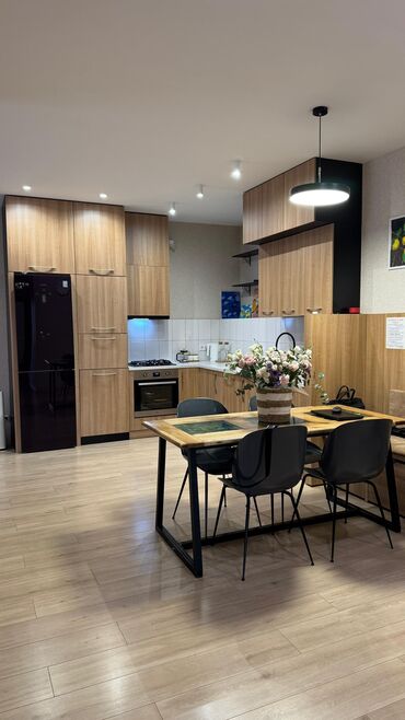 дом в ороке: 4 комнаты, 96 м², Элитка, 4 этаж, Дизайнерский ремонт
