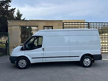 Ford: Ford Transit: 2.4 l | 2010 il 202700 km Van body type — 7