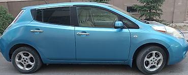 Продажа авто: Nissan Leaf: 2011 г., Автомат, Электромобиль, Хэтчбэк — 3