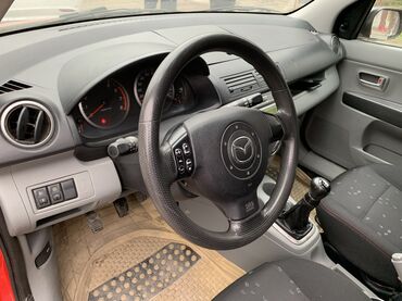 Mazda: Mazda 2: 2003 г., Механика, Бензин — 11