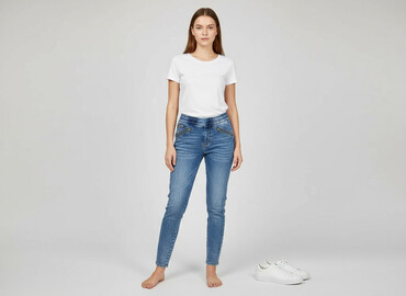 house spodnie jogger damskie: Miss RJ, Jeansy damskie, rozmiar S