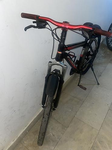 Velosipedlər: İşlənmiş Şəhər velosipedi 26", sürətlərin sayı: 21, Rayonlara çatdırılma, Ünvandan götürmə, Ödənişli çatdırılma — 4