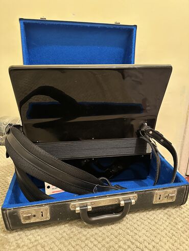 Аккордеоны: Продаю Германский Аккордеон Вельтмейстер метеор Вельтмейстер кордал at lalafo.kg — 13 Аккордеоны: Продаю Германский Аккордеон Вельтмейстер метеор Вельтмейстер кордал — 13