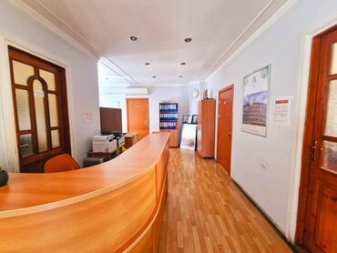 Anbar və emalatxanalar: Səbail rayonu, Badamdar şossesində, 1-ci massivdə əsas yolun üstündə — 11