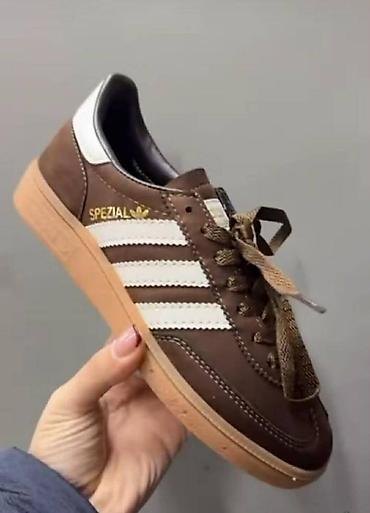 nike tn 35: Adidas spezial patike NOVO

Novo
Brojevi 36 do 40

fb Moja Kupovina 1 — 2