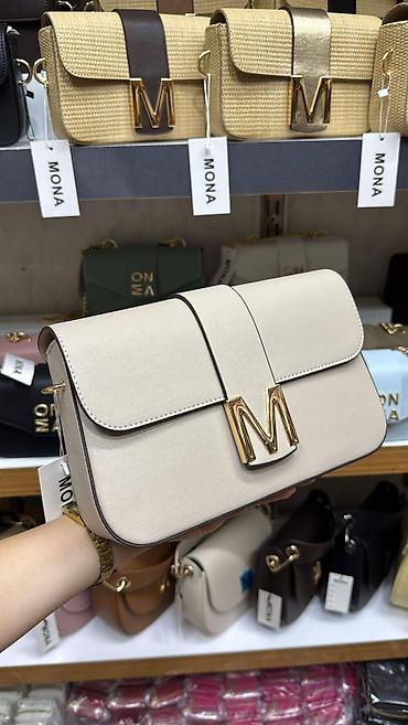 torbe od platna: Ženska torba MONA – elegantna crossbody/ramena torba sa zlatnim “M” — 5