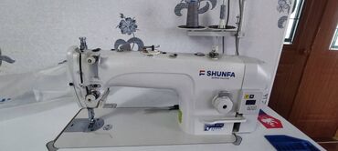 скупка швейний машинка: Промышленная швейная машина Shunfa белого цвета, предназначенная для