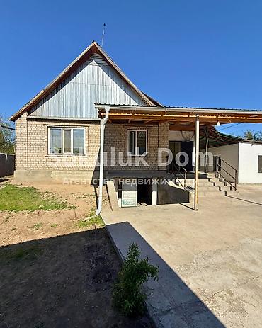 Продажа коттеджей и домов: 🏠Продается дом в с. Сокулук 🟡Комнаты: 4 🟡Участок: 8 сотки — 1