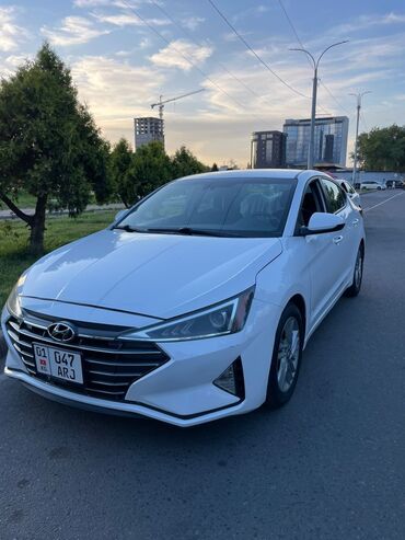 140 хундай: Hyundai Elantra: 2019 г., 2 л, Автомат, Бензин, Седан