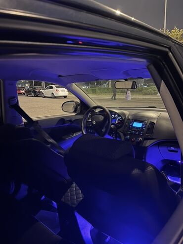 Hyundai: Hyundai i30: 1.4 l | Hetçbek — 4