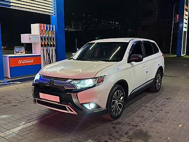 первый линии: Mitsubishi Outlander: 2017 г., 2.4 л, Автомат, Бензин, Кроссовер — 1