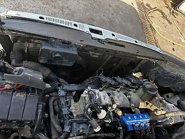auto market: PRSA VEZNI LIM MODEL SA KLIMOM ZA VOLKSWAGEN POLO OD 2001. DO 2009 — 2