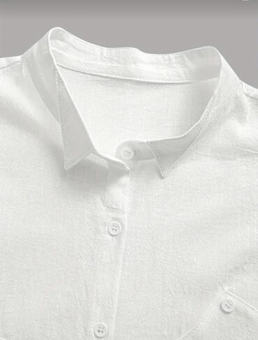 ağ kofta: 100% pambiq. Ağ rəngli, qısaqol, oversize kəsimli köynək. Minimalist