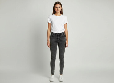 kapcie z latarką: Asos, Джинси жіночі, розмір 2XS на lalafo.pl kapcie z latarką: Asos, Джинси жіночі, розмір 2XS